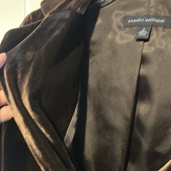 Crushed velvet blazer, banana republic, size 2 - Picture 5 of 6